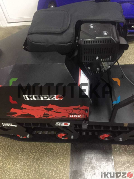 Чехол IKUDZO (Икудзо) для двигателя мотобуксировщика c ОУВ ПРЕМИУМ 15-20 л.с. | Мототека Чехол IKUDZO (Икудзо) для двигателя мотобуксировщика c ОУВ ПРЕМИУМ 15-20 л.с. | Мототека